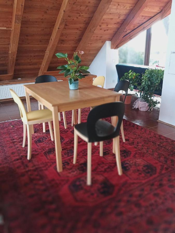 Ferienwohnung Zur Kirschblute Feketeváros Kültér fotó